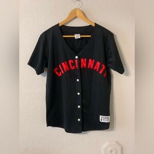 Women’s XS PINK Victoria’s Secret 5th & Ocean Cincinnati Reds Jersey Top